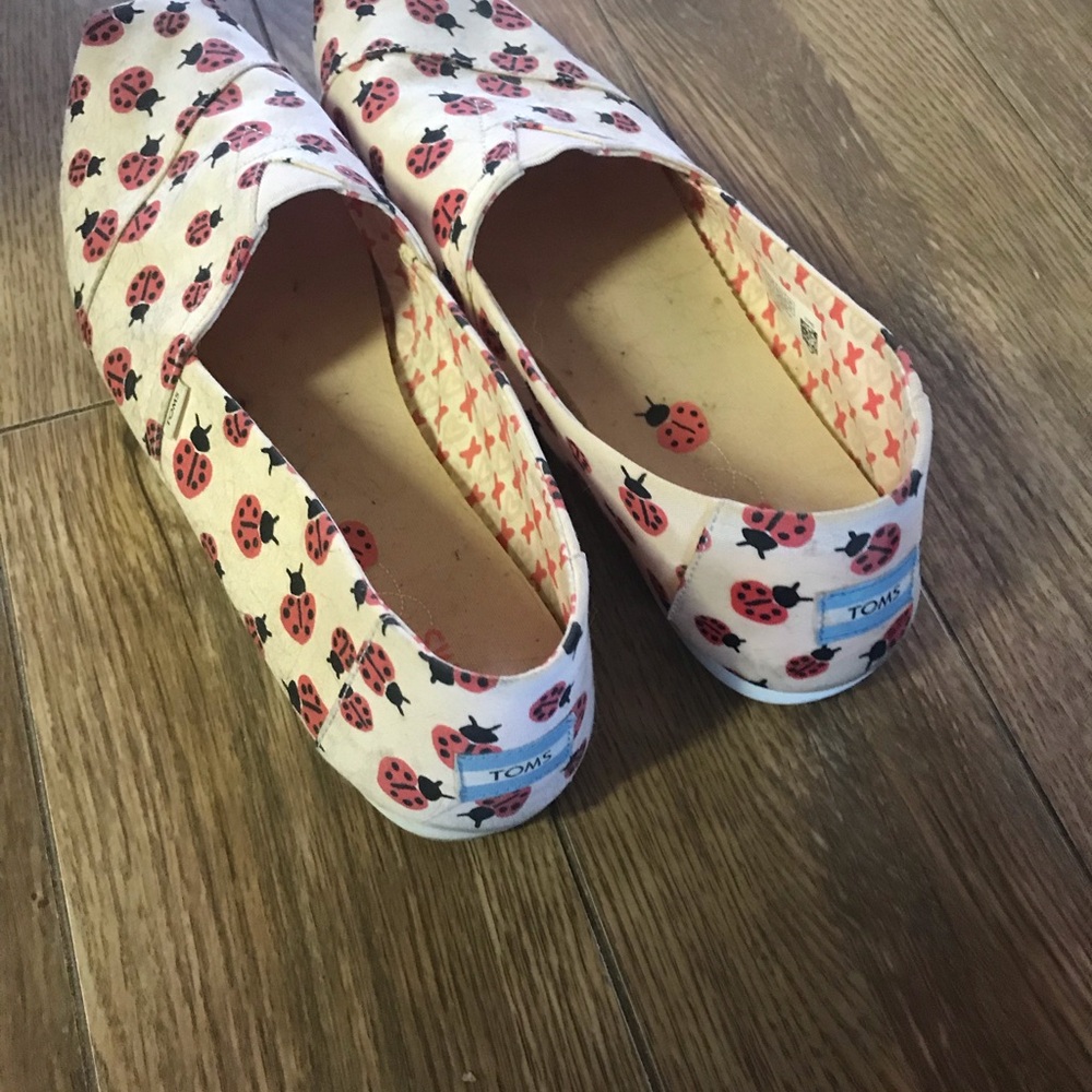 TOMS Women's Ladybug Flats - White and Red